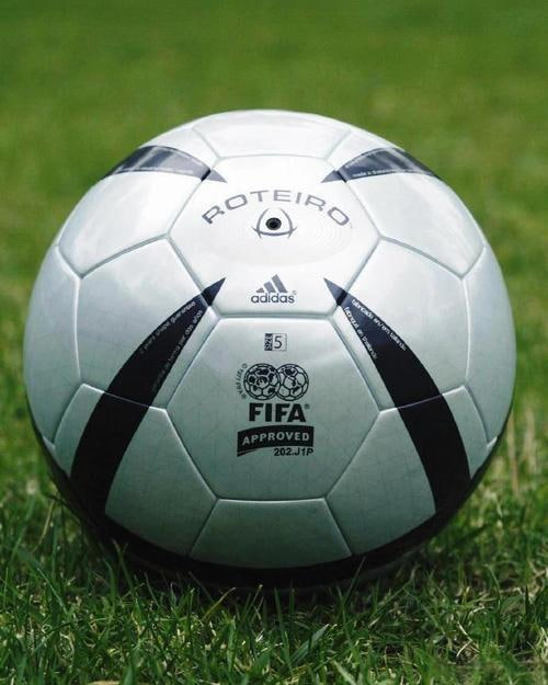 球迷使用90vs足球比分查看多场赛事